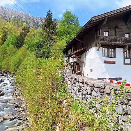 BnB Chalet-Gafri - Frühstückspension Wilderswil Exterior foto